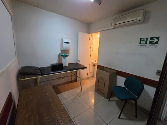 Oficina en arriendo en Edificio Médico Escorial, Curicó, foto 4